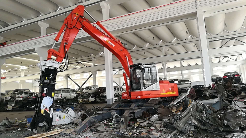 報(bào)廢汽車拆解機(jī).png