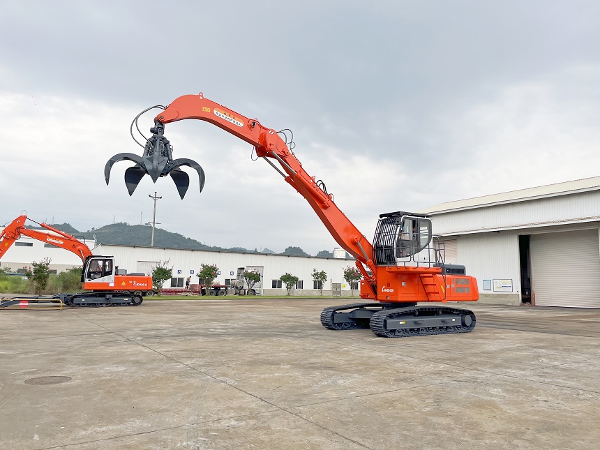 抓鋼機.jpg 抓鋼機.jpg