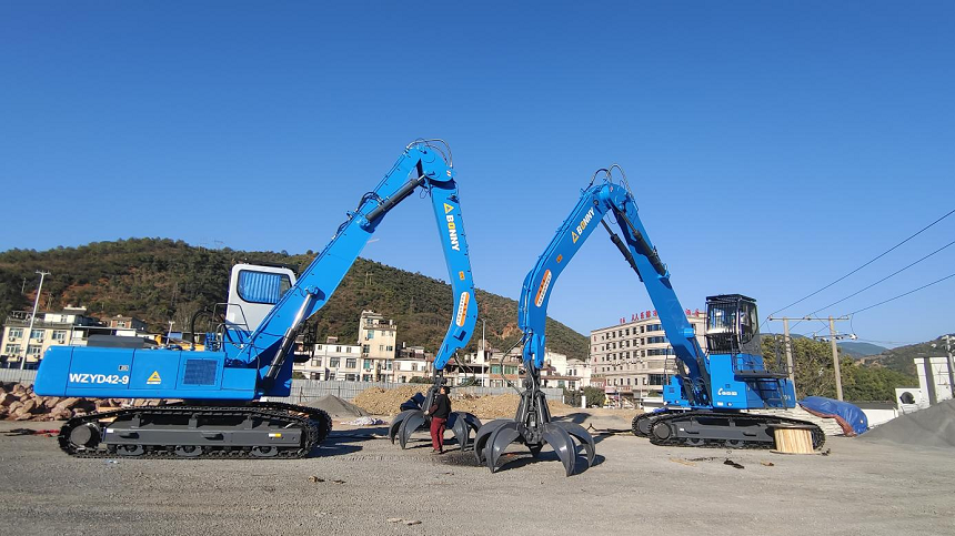 抓鋼機.png 抓鋼機.png